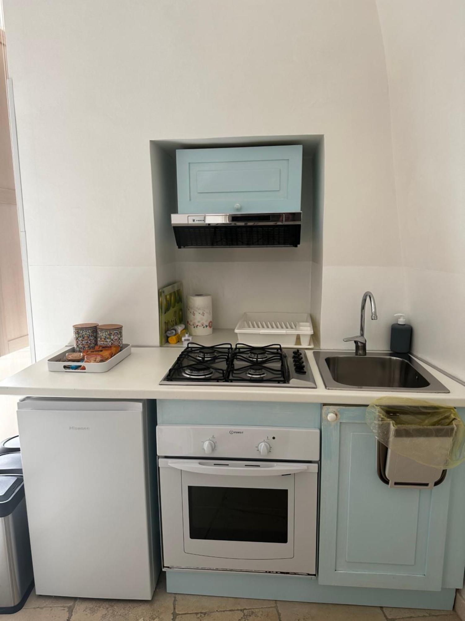 Casa Vacanze San Salvatore Centro Storico מונופולי מראה חיצוני תמונה
